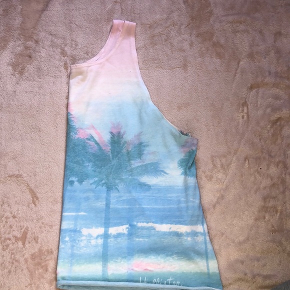 Hollister Brand Tank Top - Picture 2 of 4